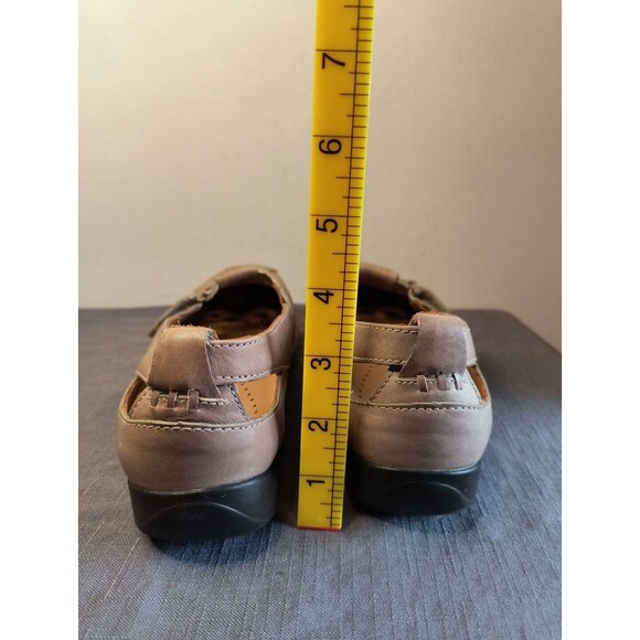 CLARKS 63784 Unstructured Strappy Leather Loafers Mary Janes - Tan 9M Ladies - Picture 8 of 9